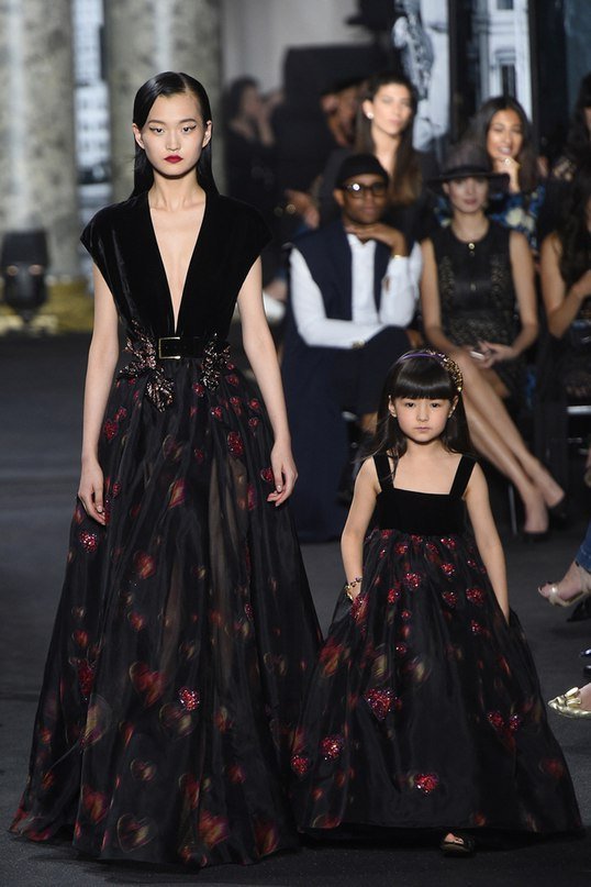 Elie Saab fall-winter 2016/17 moms and daughters | Fab Fashion Blog