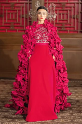 Pink gown with bows coat Valentino Haute Couture Collection in Beijing
