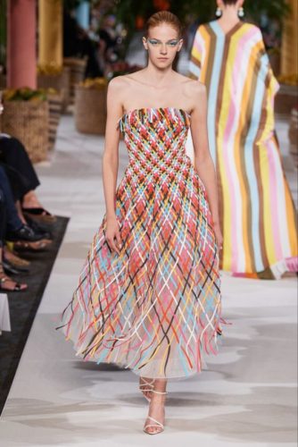 Tartan dress Oscar de la Renta Spring 2020 Ready-to-Wear fashion show