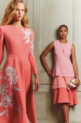 Pile Salmon dresses with frowers and layers Oscar De La Renta Pre-Fall 2020 Collection