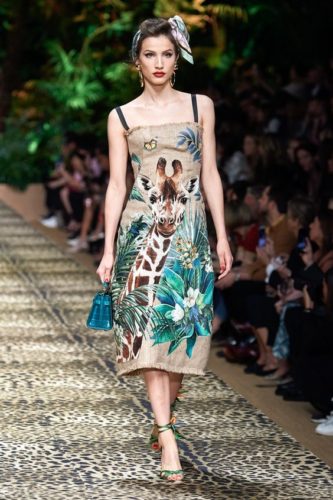 Giraffe print on dress Dolce - Gabbana Spring 2020 Ready-to-Wear