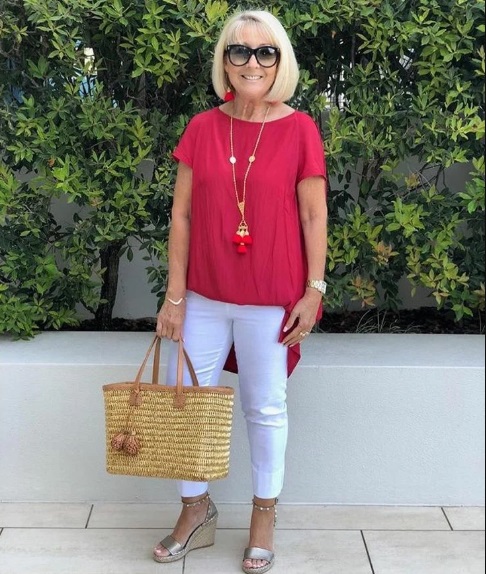 Why casual style is the best choice for women after 45? | Fab Fashion Blog