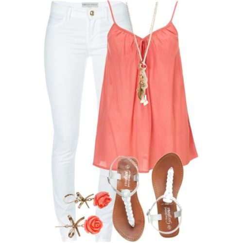 White skinny jeans outfit with salmon top