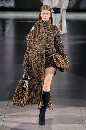 Melange brown scarf bag and sweater Dolce & Gabbana Fall 2020