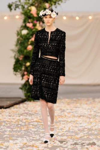 Black skirt suit Chanel Spring 2021 Couture Collection