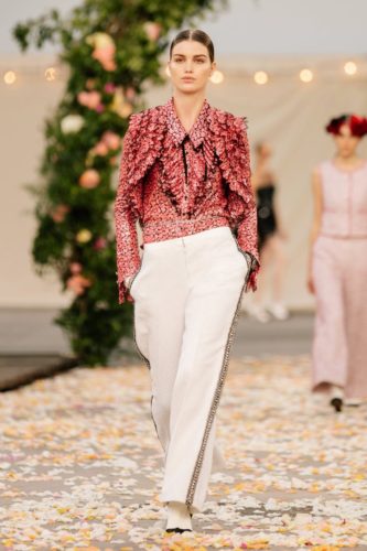 Red blouse and white trousers Chanel Spring 2021 Couture Collection