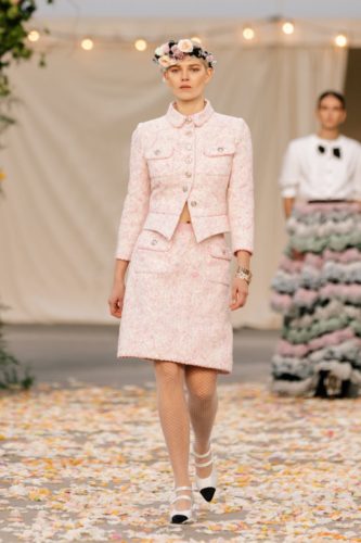 Rose skirt suit Chanel Spring 2021