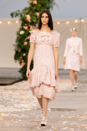 Rose tiered dress Chanel Spring 2021 Couture Collection