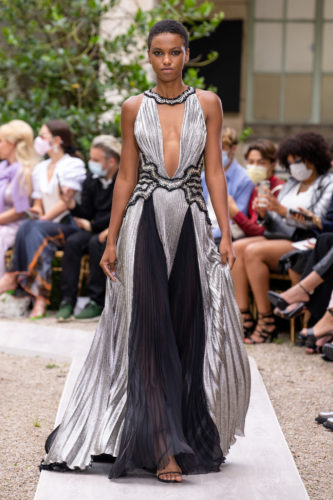 Black and silver pleated dress Zuhair Murad Fall Winter 2021 Couture Collection
