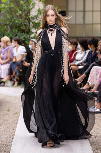 Black pleated dress Zuhair Murad Fall Winter 2021 Couture Collection