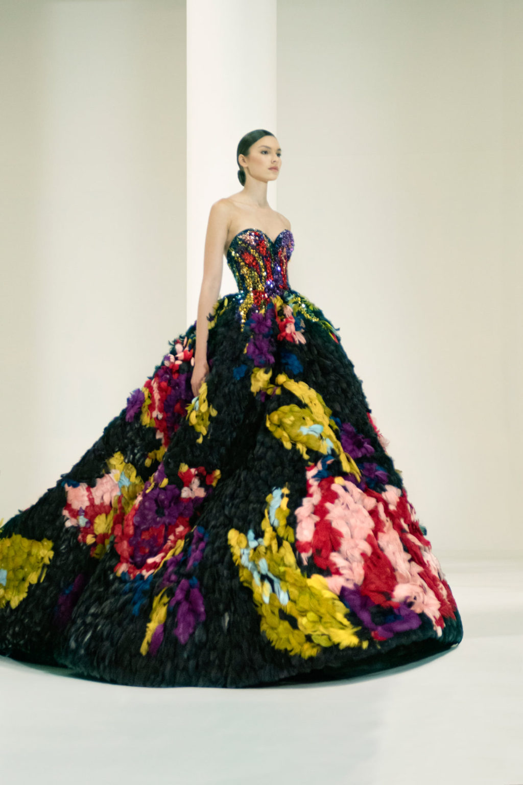 Amazing Elie Saab Fall Winter 2021 Couture Collection | Fab Fashion Blog